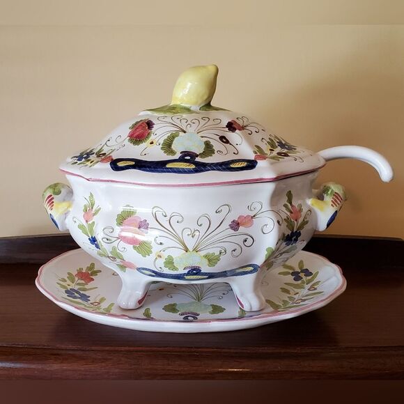 Antique Vintage Multi Floral Soup Pot Tureen Made in Italy - Picture 1 of 14